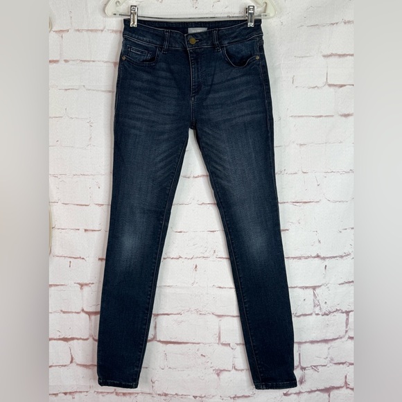 DL1961 Florence Sz 26 Mid Rise Instasculpt Skinny Dark Wash Blue Jeans 26” Waist - Picture 2 of 16